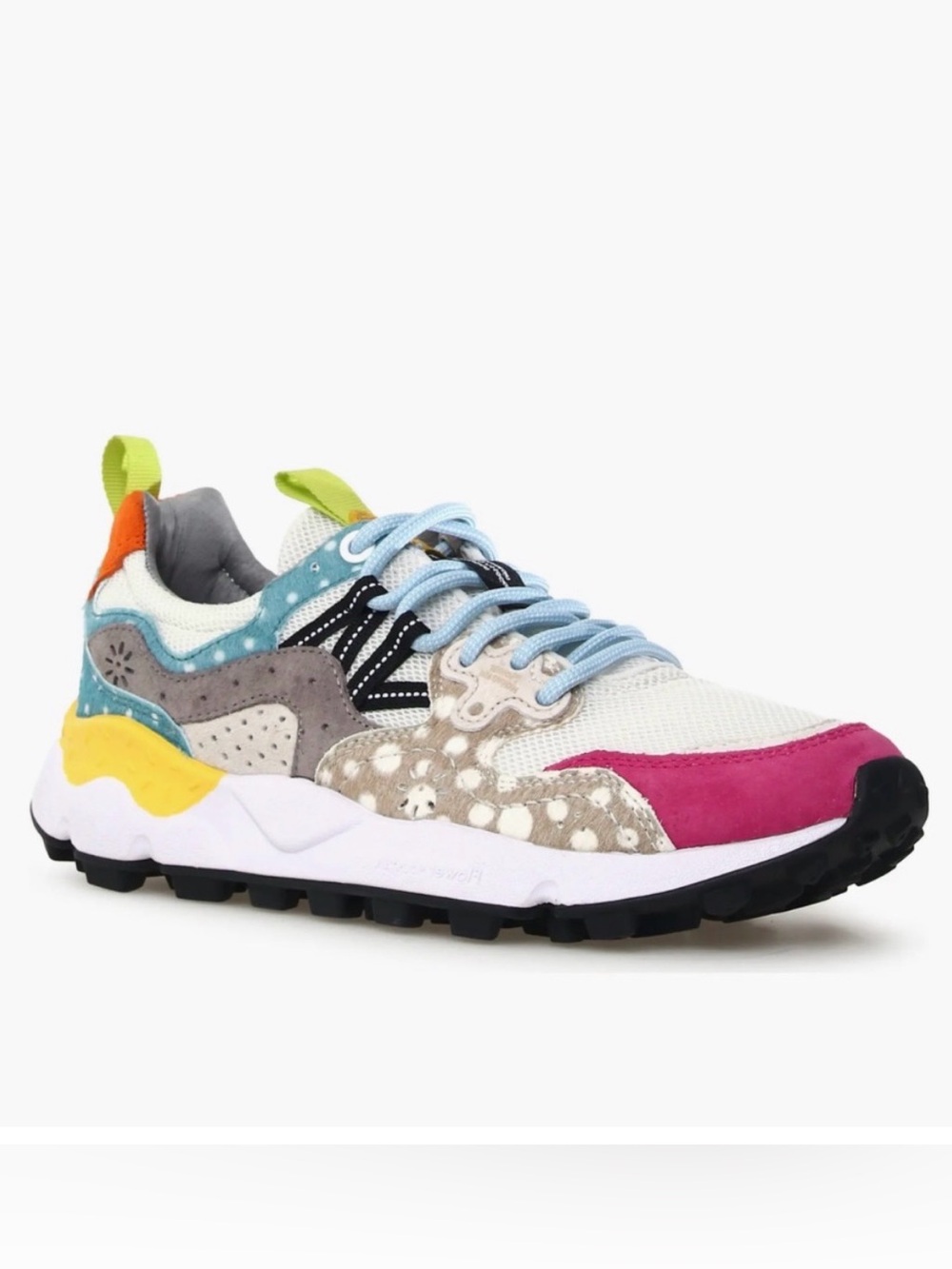 NWT Flower Mountain Yamano 3 Sneaker